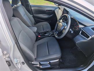 2020 Toyota Corolla - Thumbnail