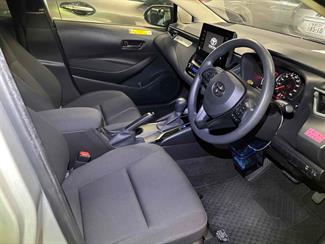 2020 Toyota Corolla - Thumbnail