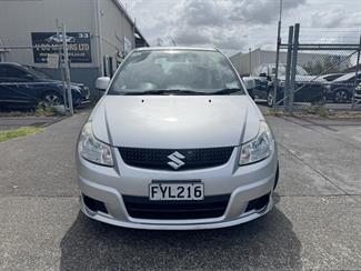 2011 Suzuki SX4 - Thumbnail