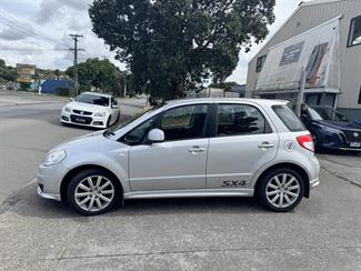 2011 Suzuki SX4 - Thumbnail