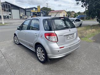 2011 Suzuki SX4 - Thumbnail