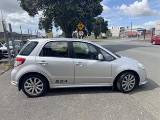 2011 Suzuki SX4 - Thumbnail