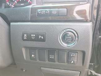 2013 Toyota Vellfire - Thumbnail