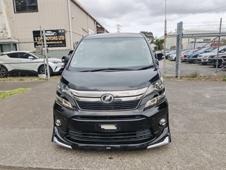 2013 Toyota Vellfire - Thumbnail