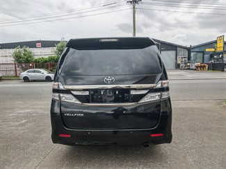 2013 Toyota Vellfire - Thumbnail