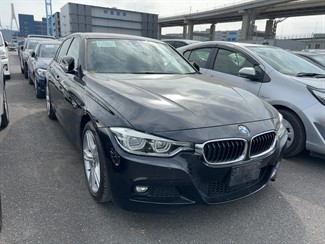 2017 BMW 320i - Thumbnail
