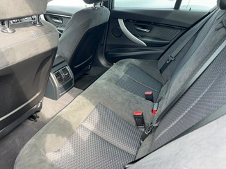 2017 BMW 320i - Thumbnail