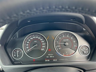 2017 BMW 320i - Thumbnail
