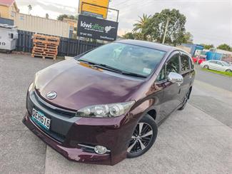 2013 Toyota Wish - Thumbnail