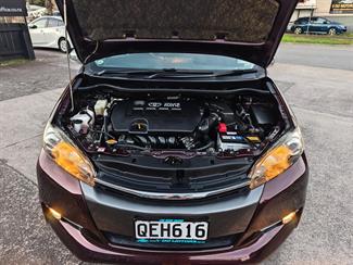 2013 Toyota Wish - Thumbnail