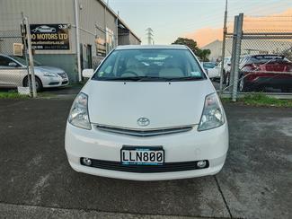 2009 Toyota Prius - Thumbnail
