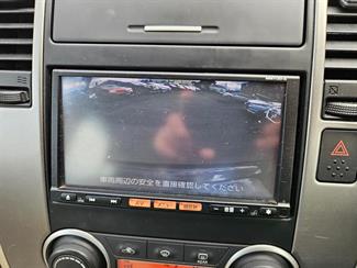 2010 Nissan Tiida - Thumbnail