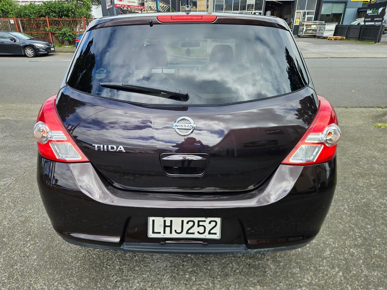 2010 Nissan Tiida