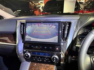 2018 Toyota Alphard - Thumbnail