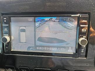 2020 Nissan Serena - Thumbnail