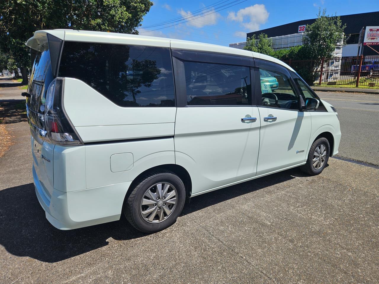 2020 Nissan Serena