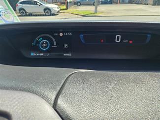 2020 Nissan Serena - Thumbnail