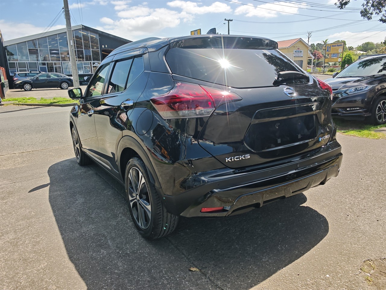 2021 Nissan KICKS