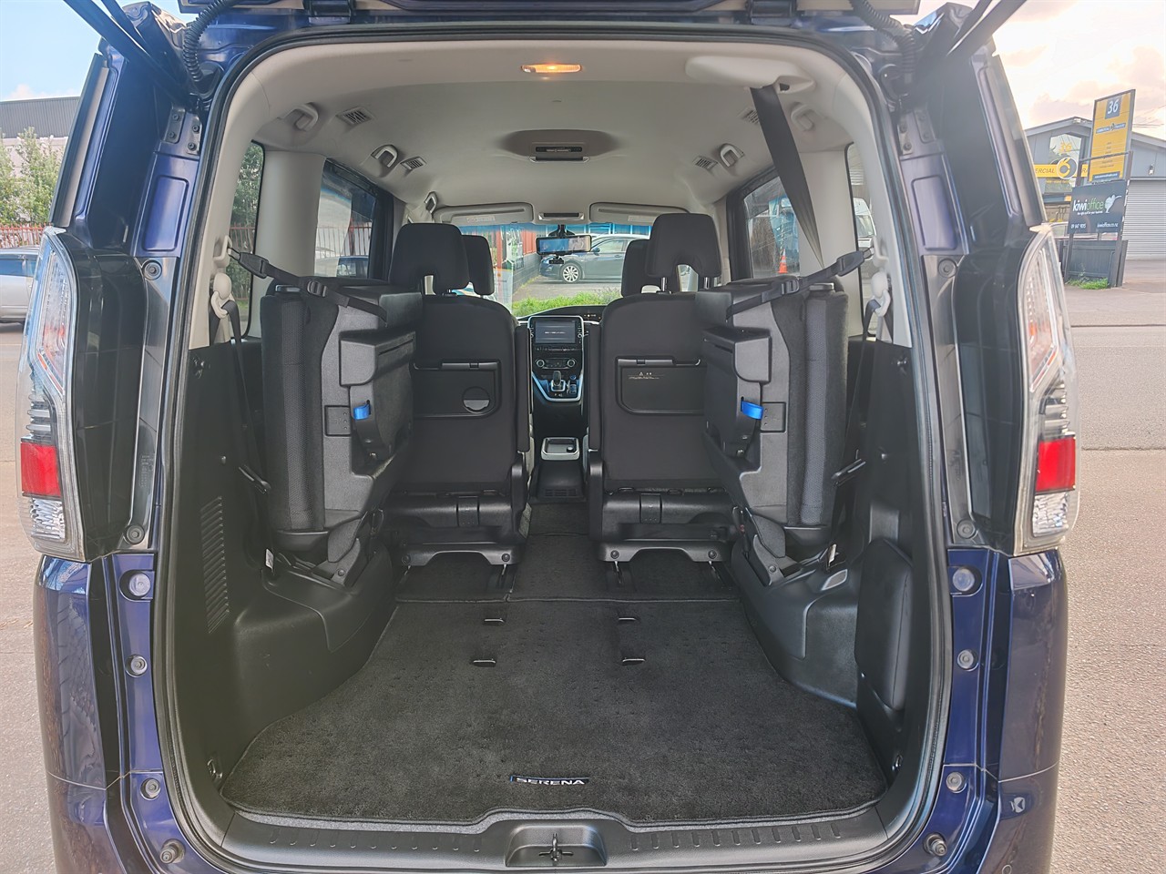 2018 Nissan Serena