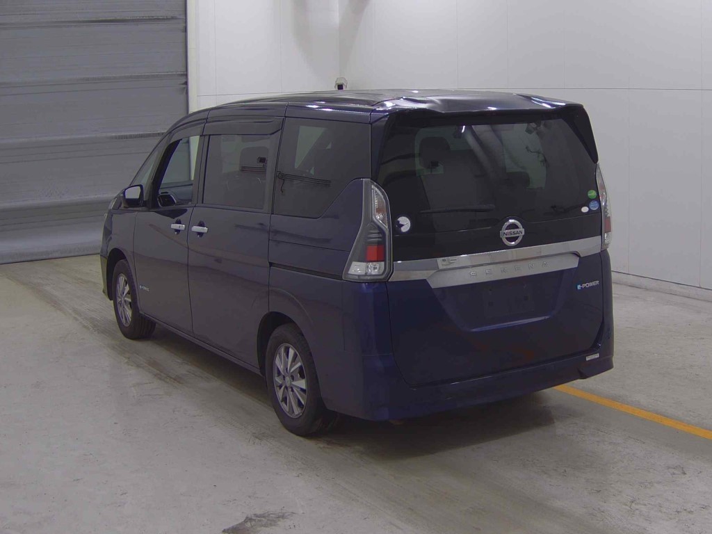 2018 Nissan Serena
