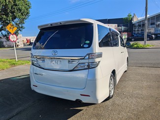 2014 Toyota Vellfire - Thumbnail