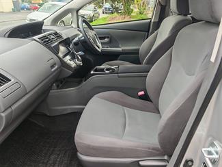 2013 Toyota Prius - Thumbnail