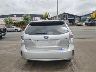 2013 Toyota Prius - Thumbnail