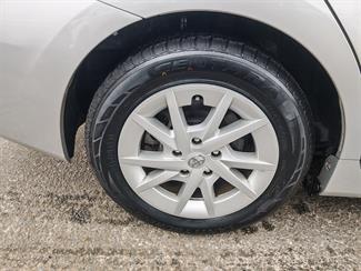 2013 Toyota Prius - Thumbnail