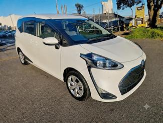 2021 Toyota Sienta