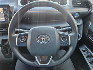 2021 Toyota Sienta - Thumbnail
