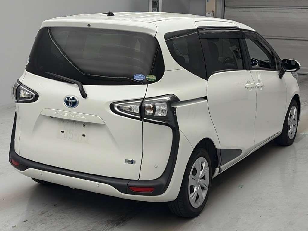2021 Toyota Sienta