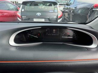 2021 Toyota Sienta - Thumbnail