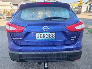 2015 Nissan QASHQAI - Thumbnail