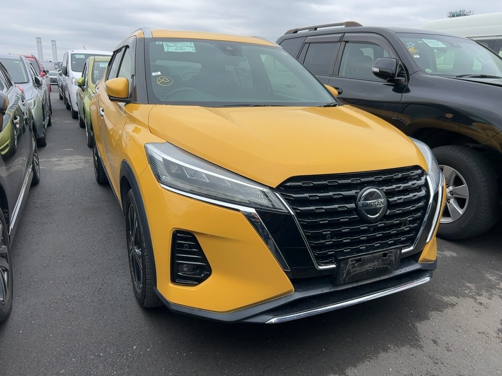 2021 Nissan KICKS