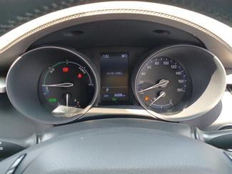 2020 Toyota C-HR - Thumbnail