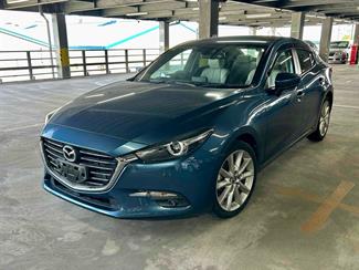 2017 Mazda Axela - Thumbnail