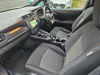 2019 Nissan Leaf - Thumbnail