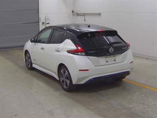 2019 Nissan Leaf - Thumbnail