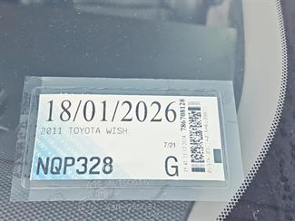 2011 Toyota Wish - Thumbnail